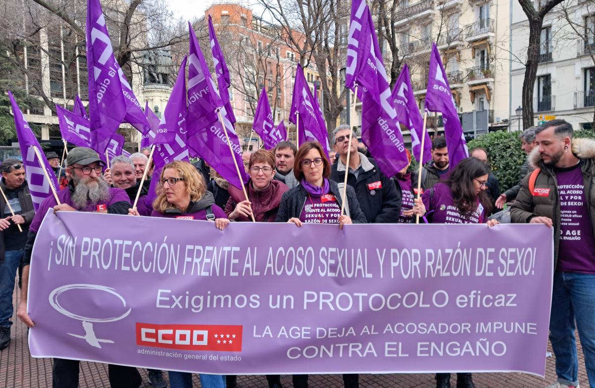 Concentración 8M ante la Dirección General de Función Pública