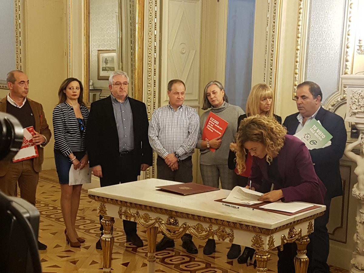 Firma del Acuerdo de ampliación permiso de paternidad, Ministra Meritxel Batet