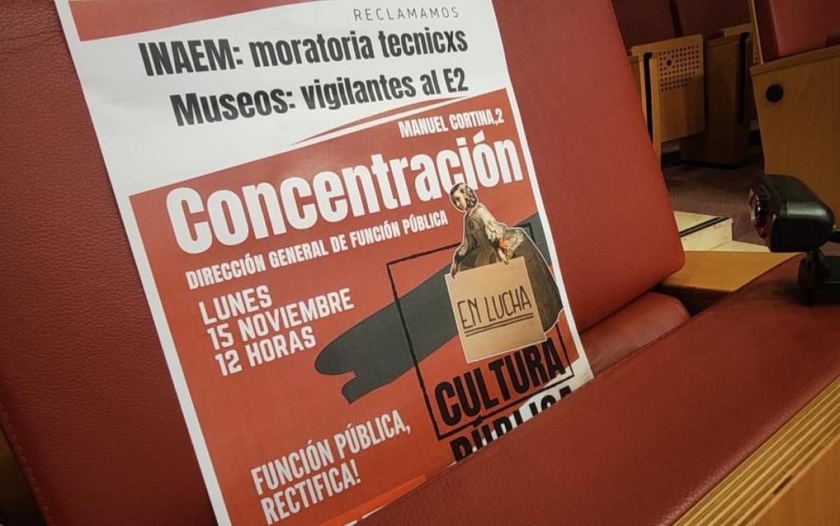 Estamos explicando y contestando a las preguntas de lxs trabajadorxs afectados (Asamblea CCOO en Cultura).