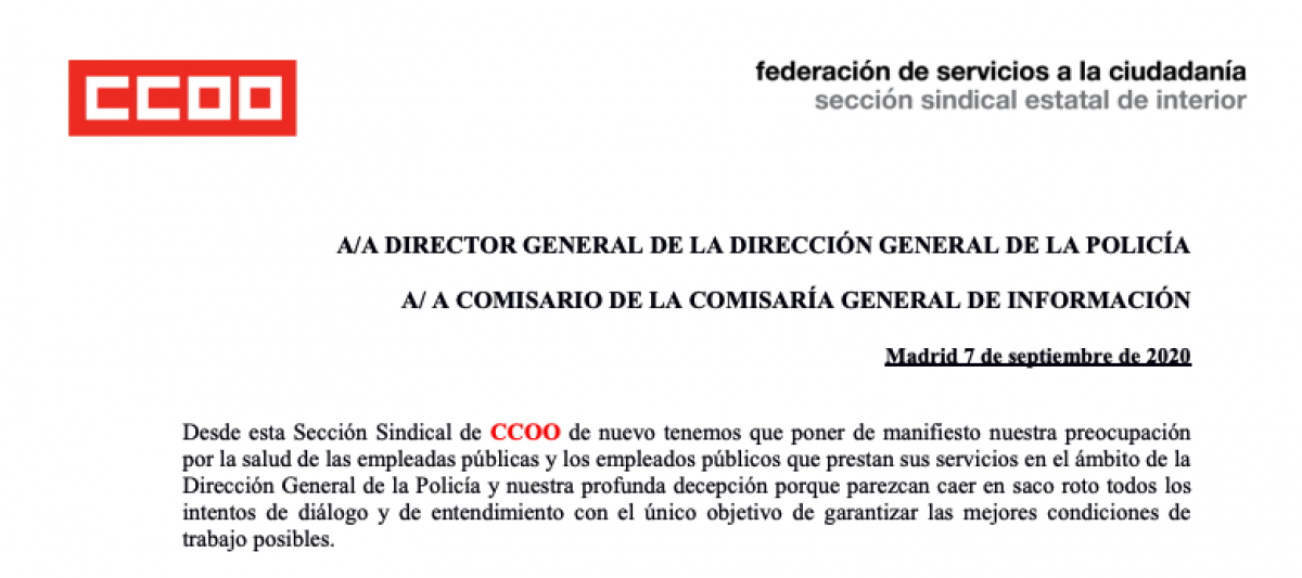 Uno de los dos escritos presentados esta mañana