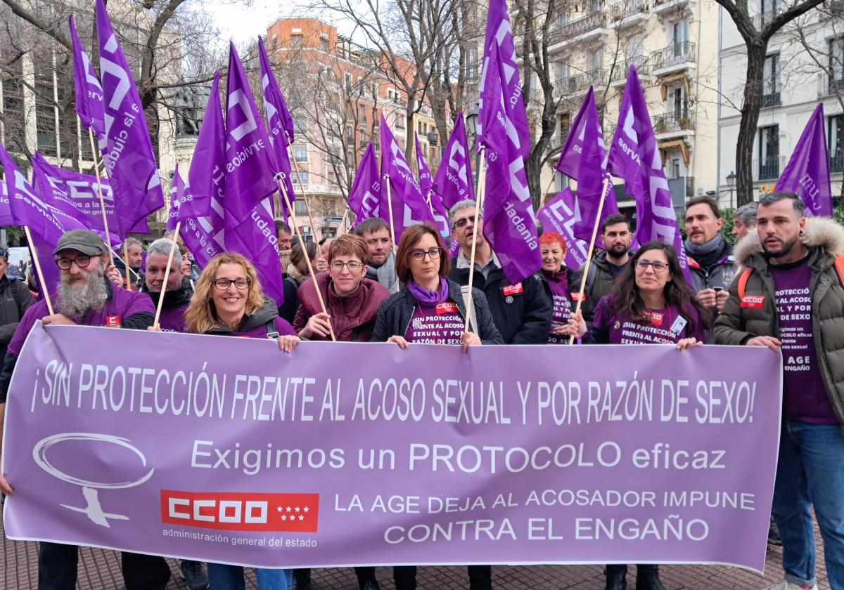 Concentración 8M ante la Dirección General de Función Pública