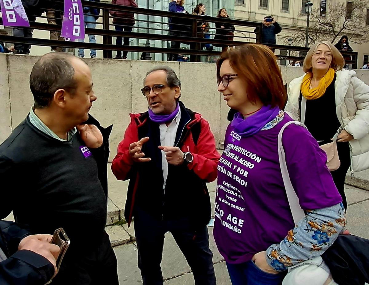 Concentración 8M en la Plaza del museo Reina Sofía de Madrid
